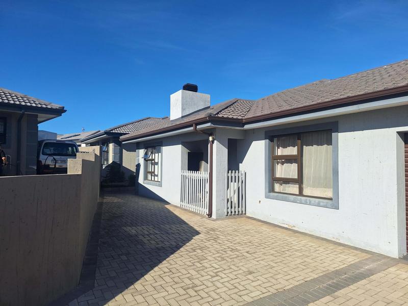 3 Bedroom Property for Sale in Dana Bay Western Cape